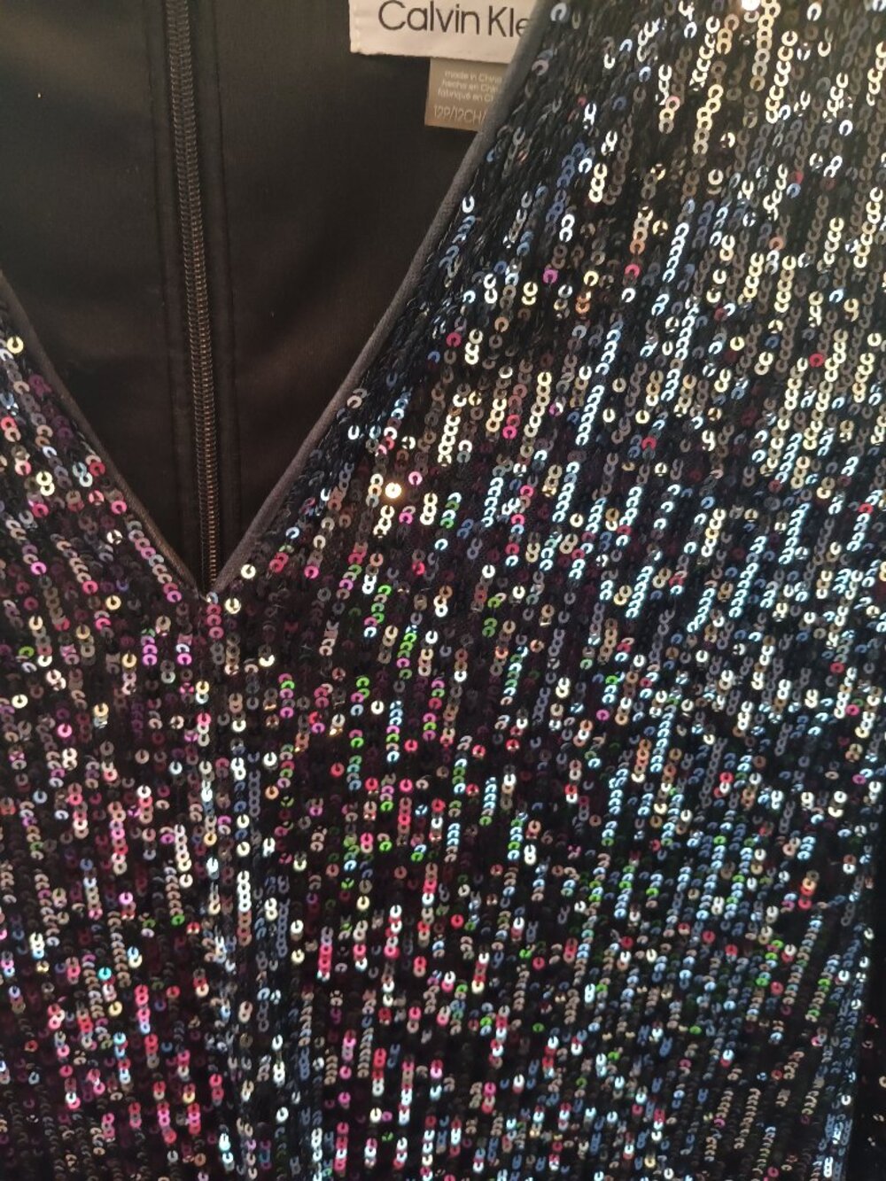 A Dress - Picture 4 of 4